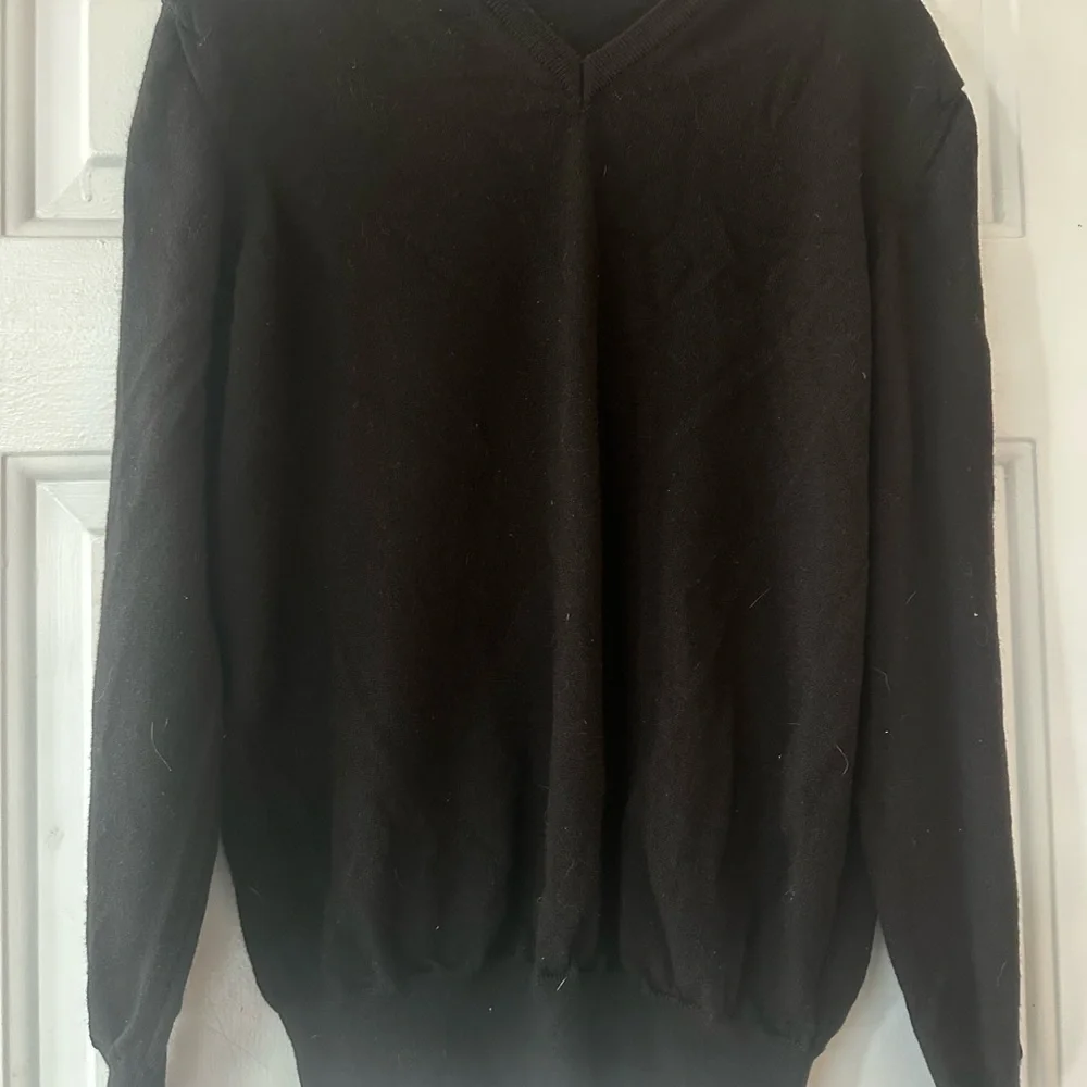 Toscano Firenze 100% Merino Wool Sweater Men's Size XL Black V Neck Long Sleeve.